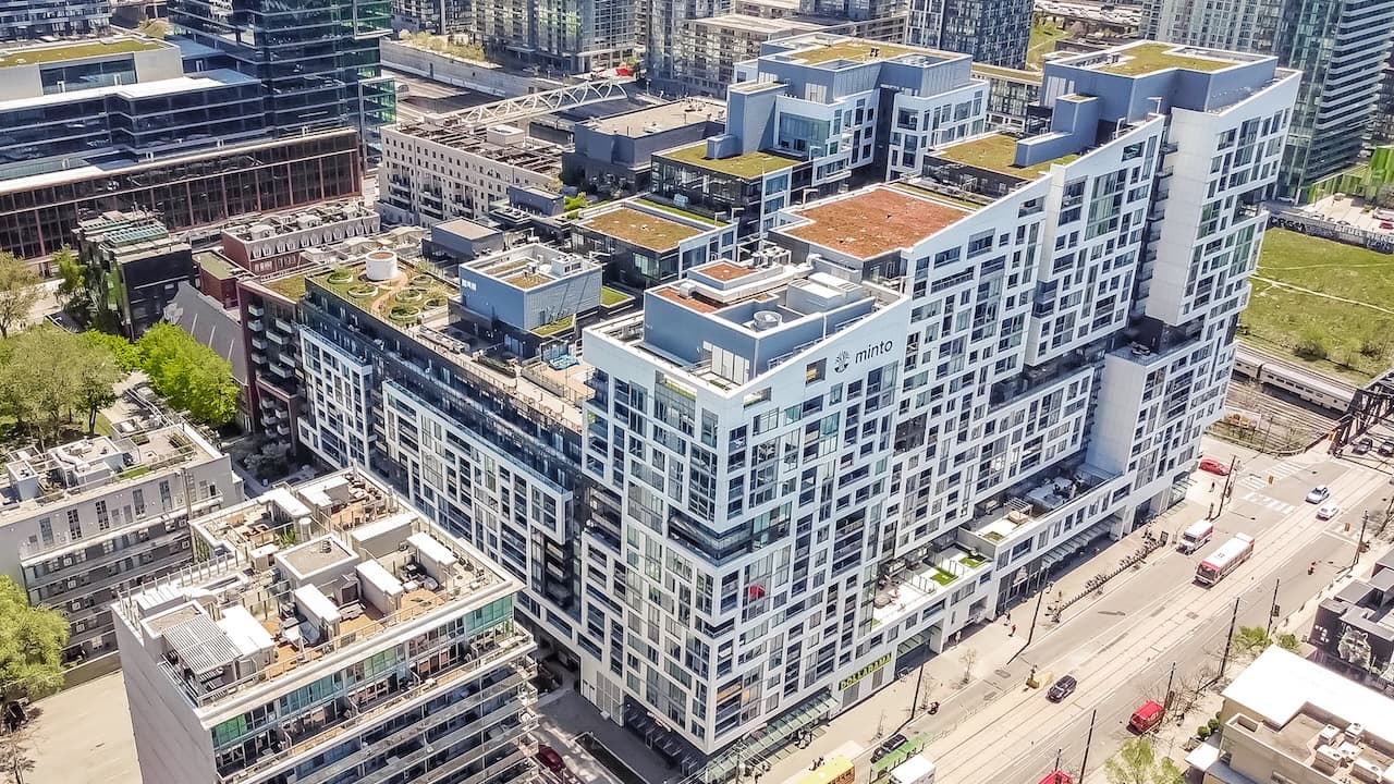 Province cancels Toronto’s pioneering green roof bylaw, widening municipal-opportunity gap
