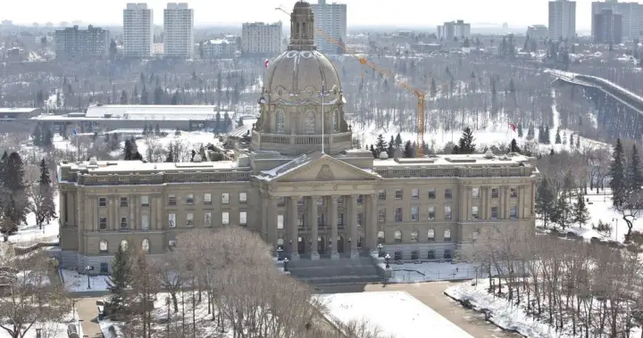 Alberta government ends hybrid option as thousands of public servants return full time